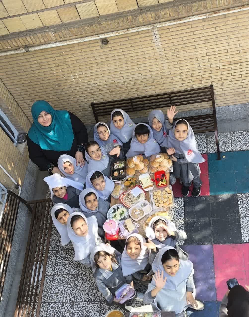پیش دبستانی و دبستان غیردولتی گلهای کوثر